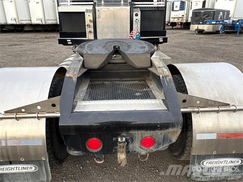 Freightliner M2 Седельные тягачи