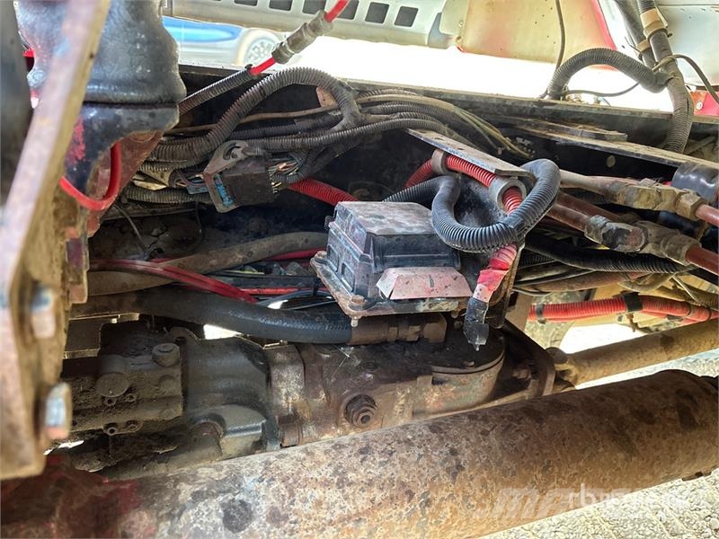 Freightliner M2 10329 L 5311 psi 4x4 Sleeper Pressure Truck Autre camion