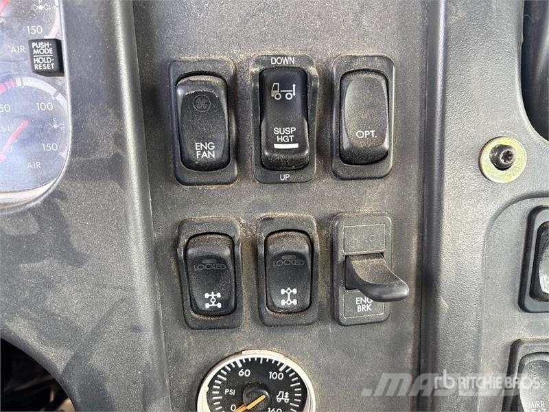 Freightliner M2 106 Cabinas