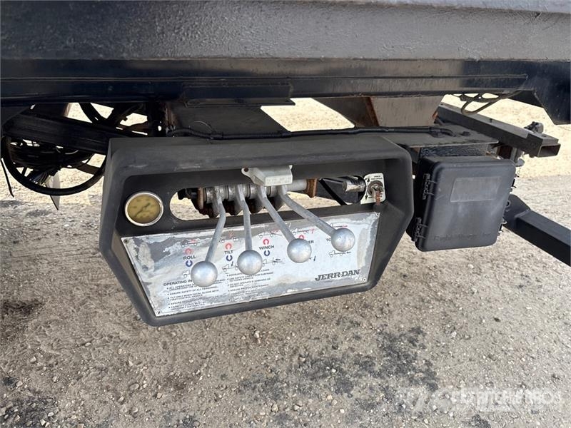 Freightliner M2 106 Hinausautot