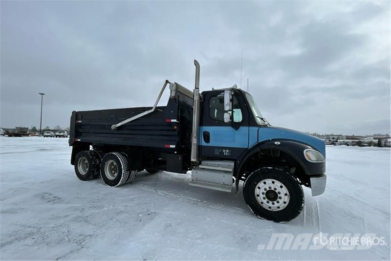 Freightliner M2 106 Kiper tovornjaki
