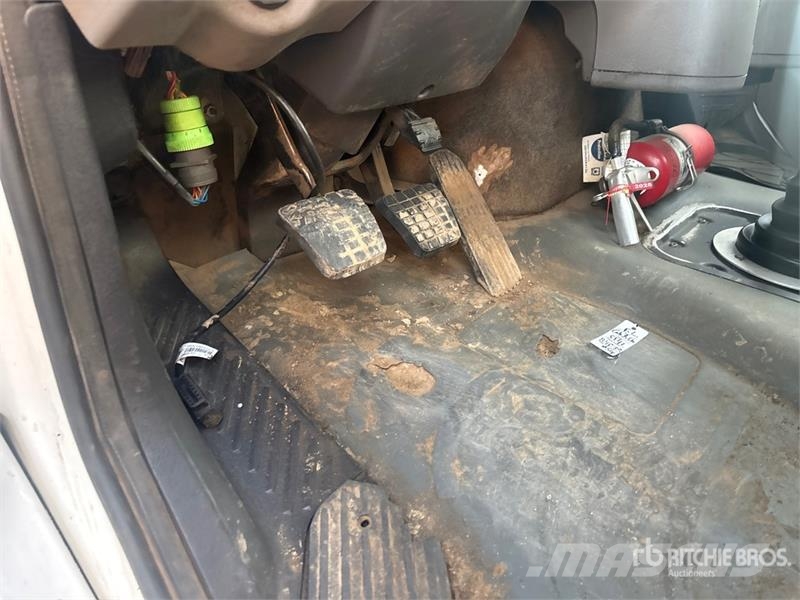 Freightliner M2 106 Cabins and interior