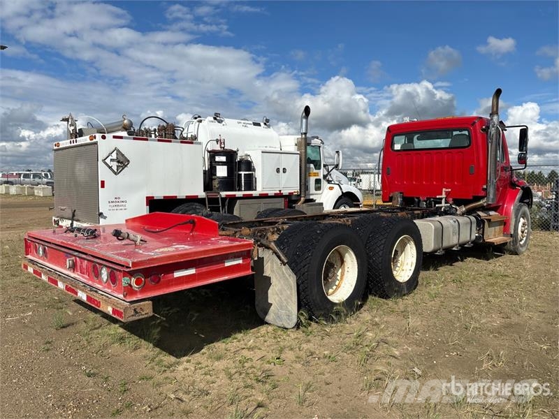 Freightliner M2 106 Cabinas