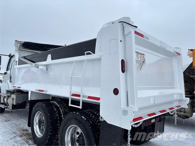 Freightliner M2 106 Kipper