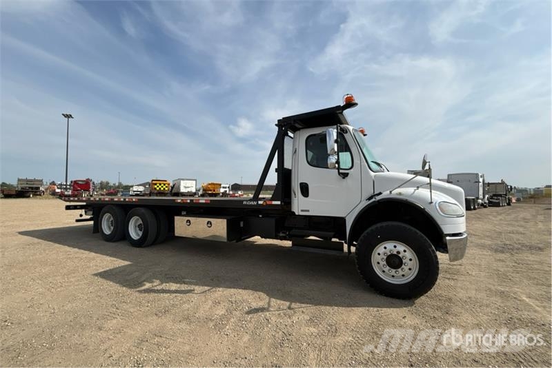 Freightliner M2 106 Hinausautot