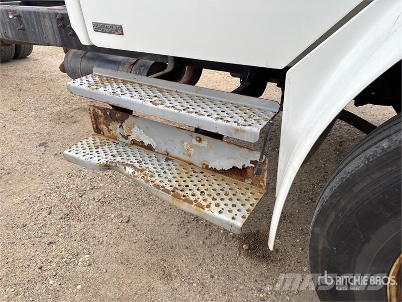 Freightliner M2 106 Kabine i unutrašnjost