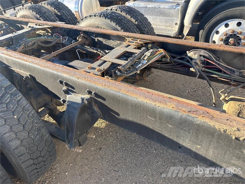 Freightliner M2 106 Cabine e interni
