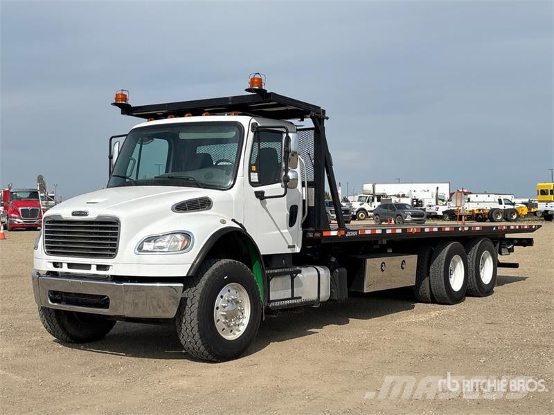 Freightliner M2 106 Hinausautot