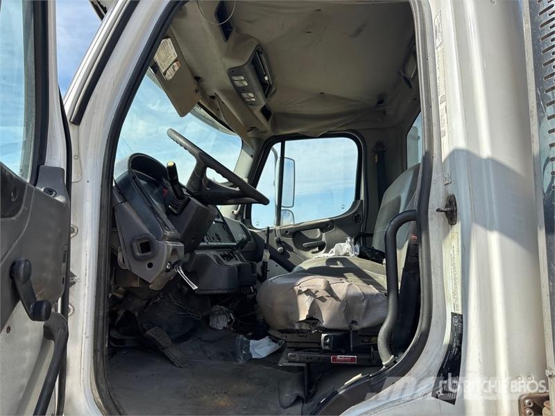 Freightliner M2 106 Tankwagen