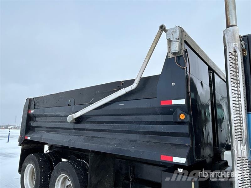 Freightliner M2 106 Kiper tovornjaki