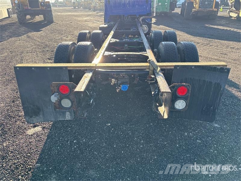 Freightliner M2 106 Hytter och interiör