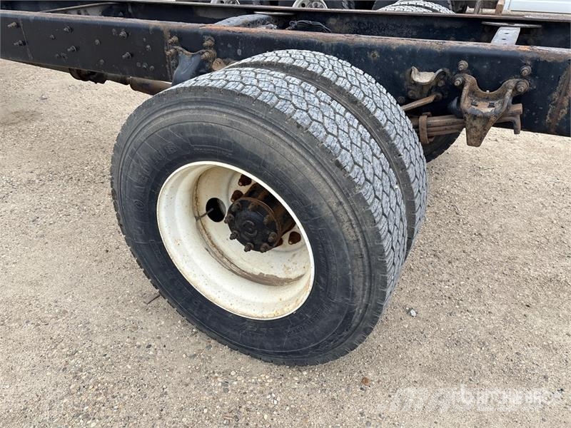 Freightliner M2 106 Kabine i unutrašnjost