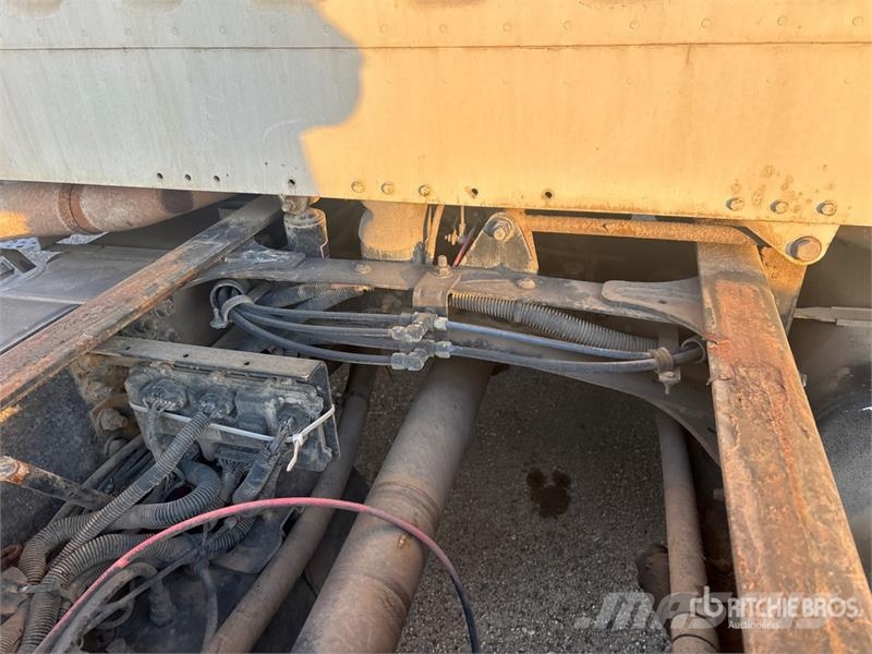 Freightliner M2 106 Cabins and interior