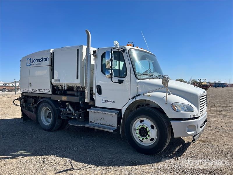 Freightliner M2 106 Šlavimo sunkvežimiai