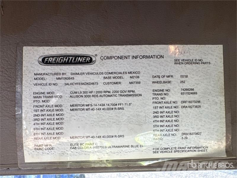 Freightliner M2 106 Hytter och interiör