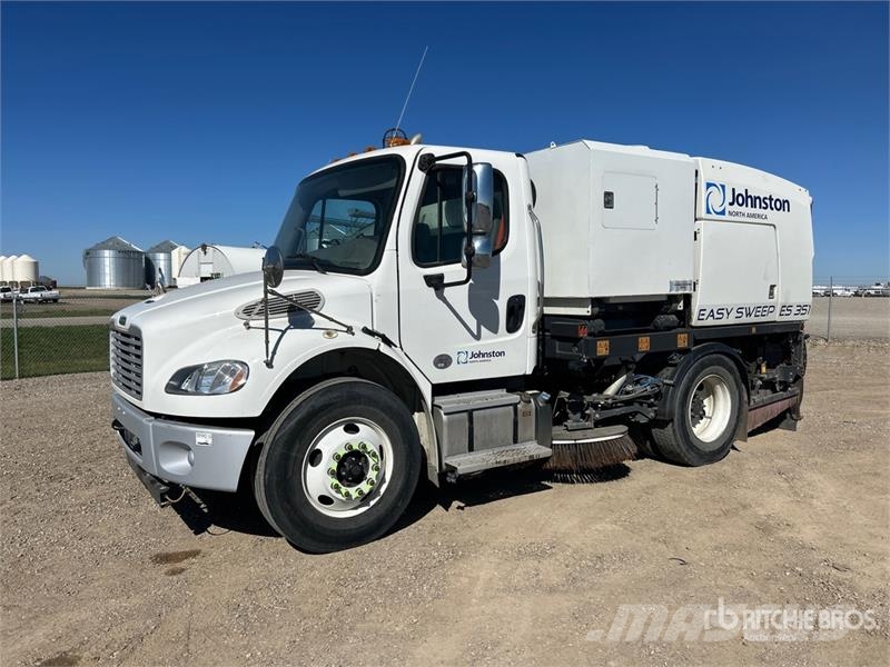 Freightliner M2 106 Šlavimo sunkvežimiai