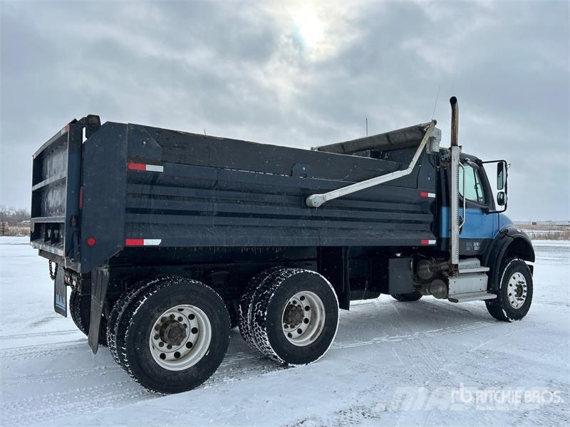 Freightliner M2 106 Kiper tovornjaki