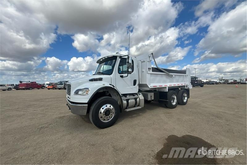 Freightliner M2 106 Грузовики-Самосвалы
