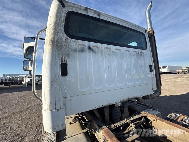 Freightliner M2 106 Kabine i unutrašnjost