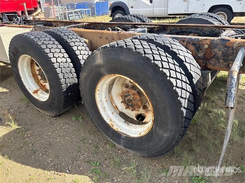 Freightliner M2 106 Cabinas