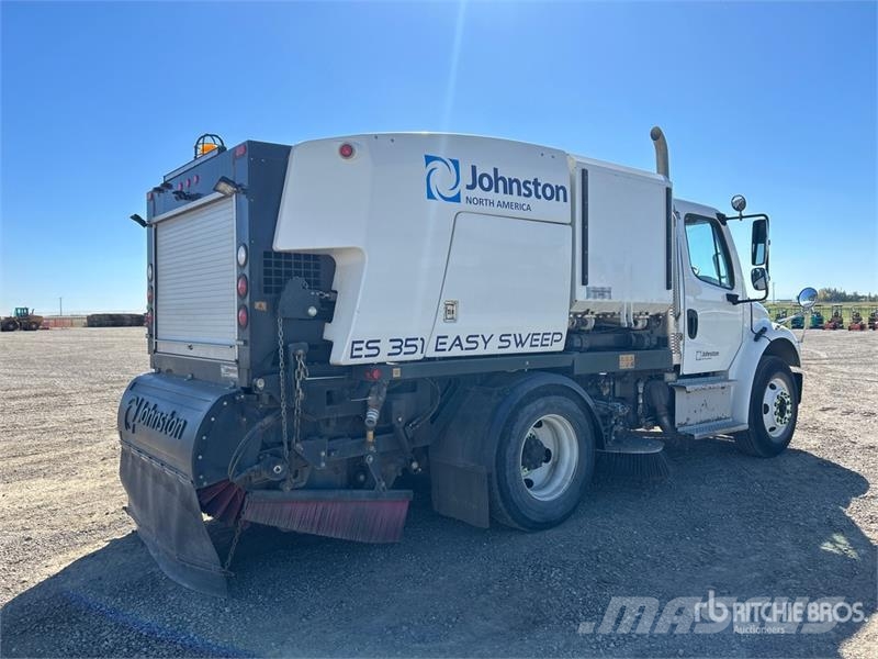 Freightliner M2 106 Šlavimo sunkvežimiai