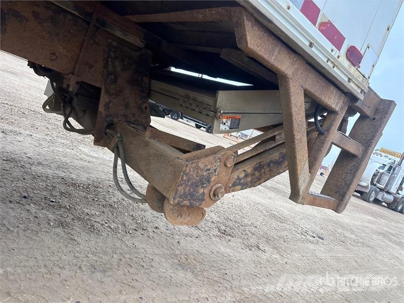 Freightliner M2 106 4x2 Van Truck Sanduk kamioni