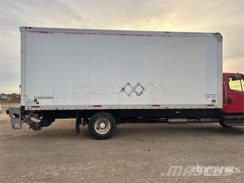 Freightliner M2 106 4x2 Van Truck Фургони