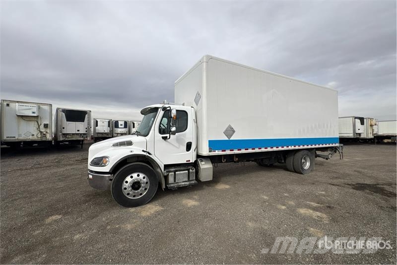 Freightliner M2 106 4x2 Freight Van Truck Фургони