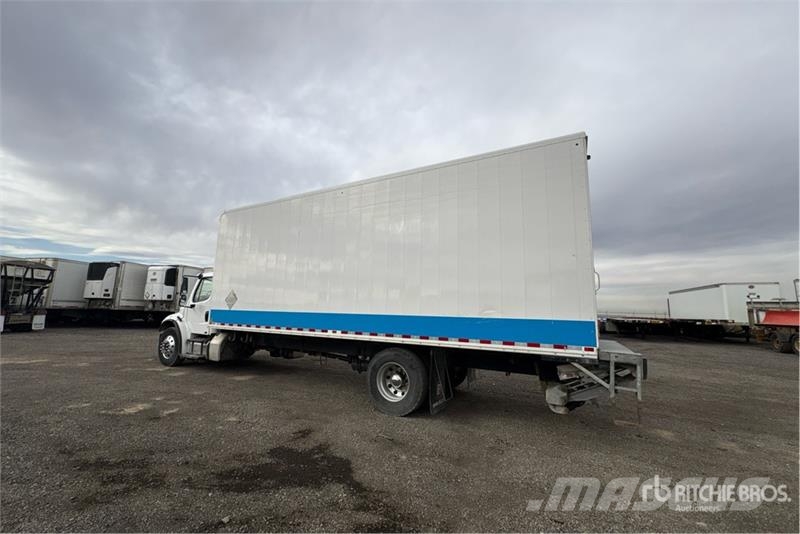 Freightliner M2 106 4x2 Freight Van Truck Фургони