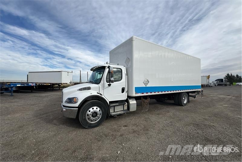 Freightliner M2 106 4x2 Freight Van Truck Sanduk kamioni