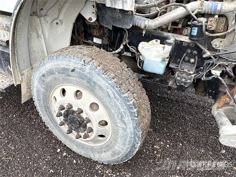 Freightliner M2 106 4x4 Extended Cab Service Truck 市政车