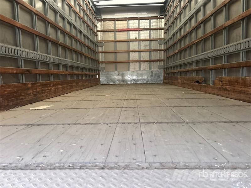 Freightliner M2 106 4x2 Van Truck Фургони