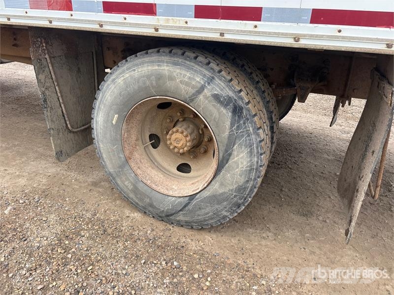Freightliner M2 106 4x2 Van Truck Sanduk kamioni