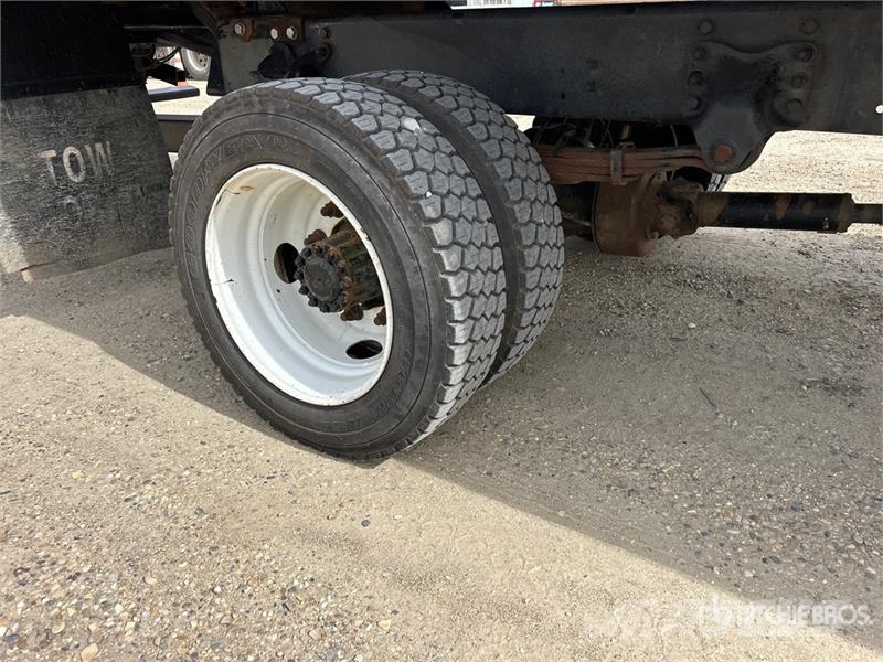 Freightliner M2 106 4x2 Rollback Truck Hinausautot