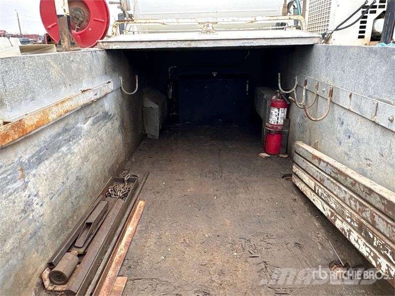 Freightliner M2 106 4x4 Extended Cab Service Truck 市政车