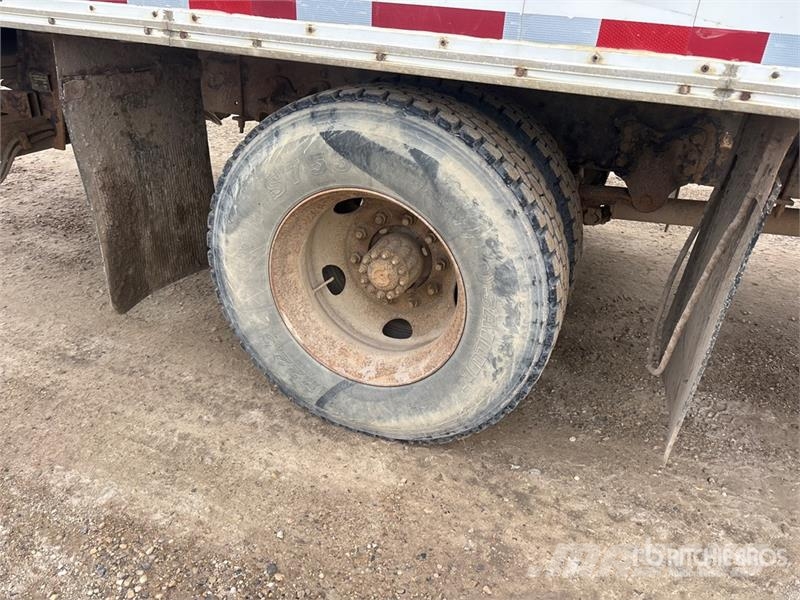 Freightliner M2 106 4x2 Van Truck Sanduk kamioni
