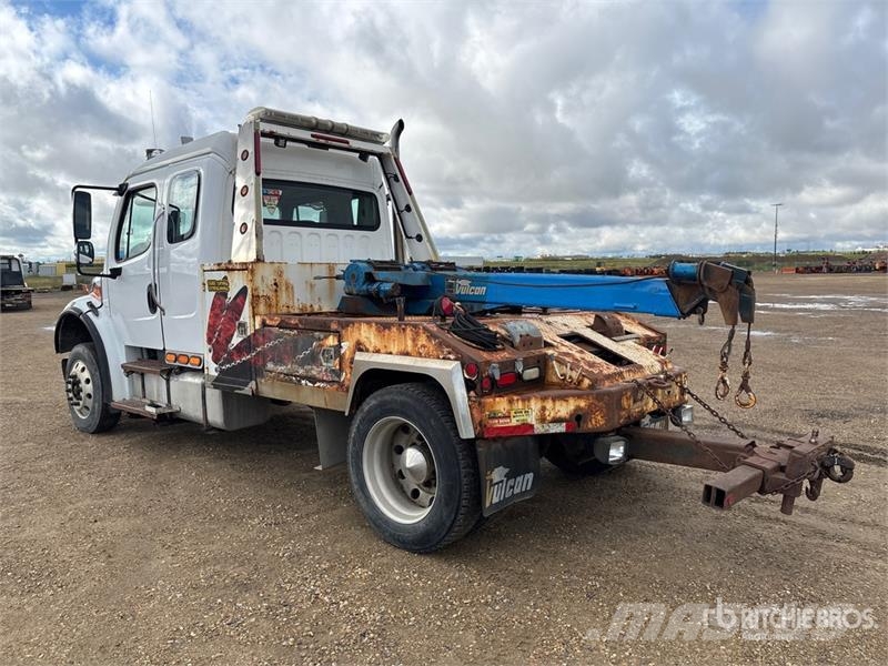 Freightliner M2 106 4x2 Extended Cab Tow Truck Hinausautot