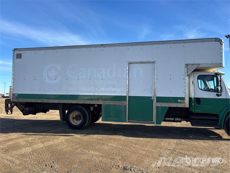 Freightliner M2 106 4x2 Van Truck Skapbiler