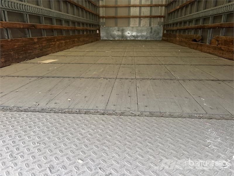 Freightliner M2 106 4x2 Van Truck Фургони