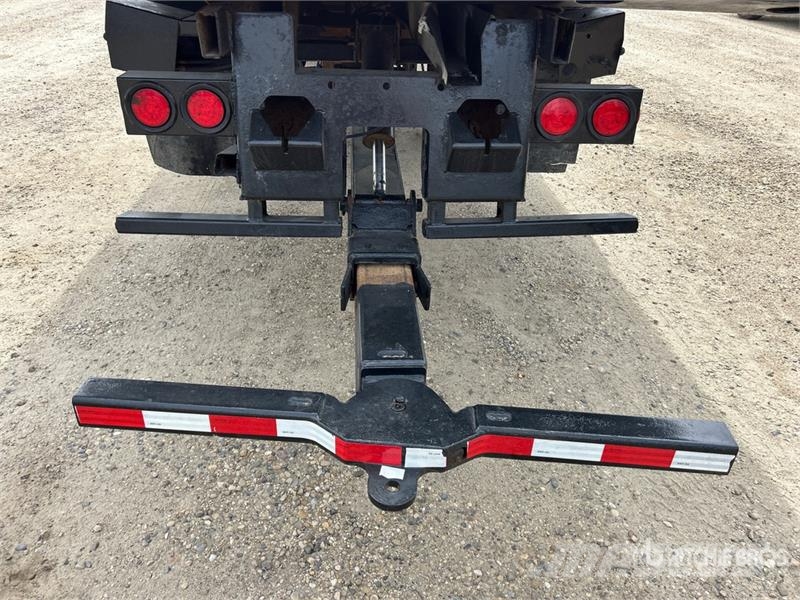 Freightliner M2 106 4x2 Rollback Truck Hinausautot