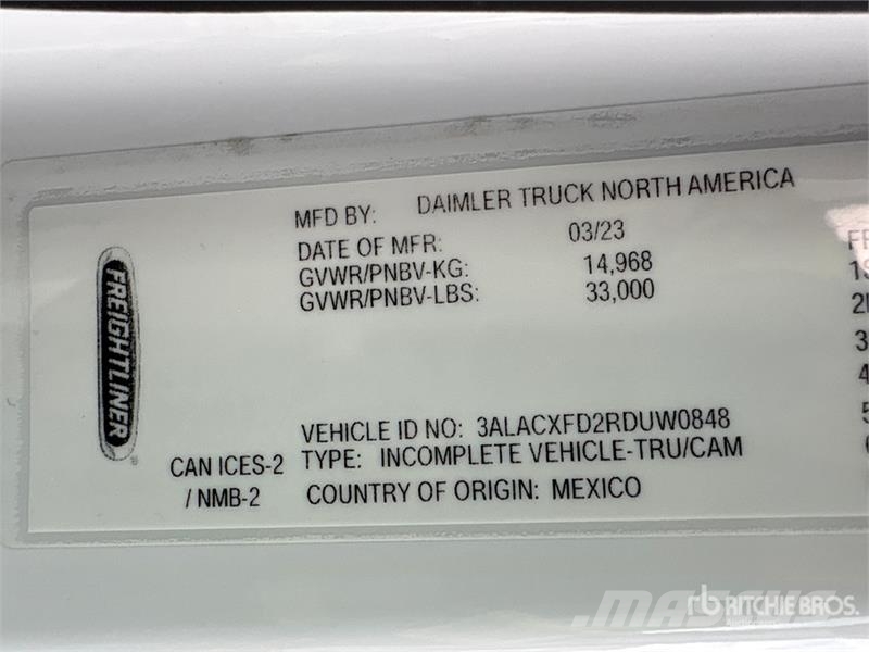 Freightliner M2 106 4x2 Freight Van Truck Sanduk kamioni