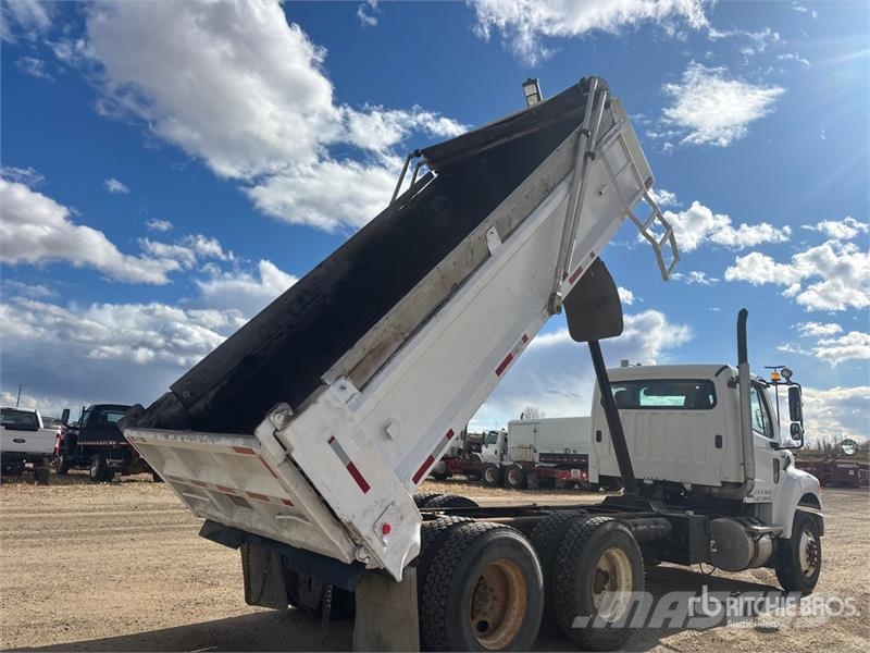 Freightliner M2 106V 6x4 T/A Dump Truck Kipper