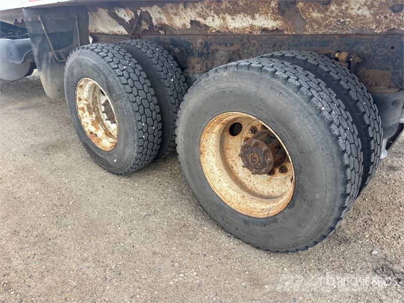 Freightliner M2 106V 6x4 T/A Dump Truck Kipper