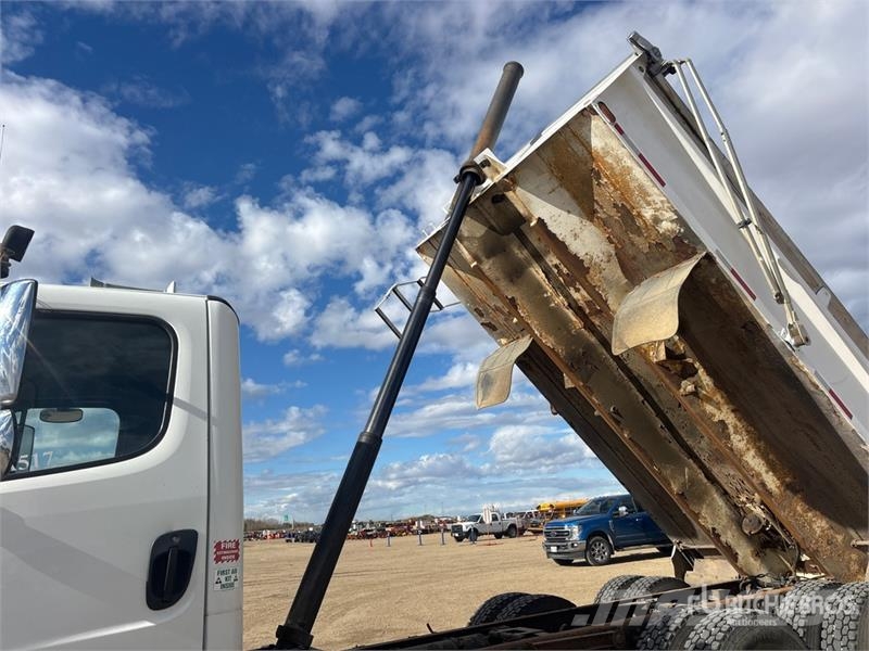 Freightliner M2 106V 6x4 T/A Dump Truck Kipper
