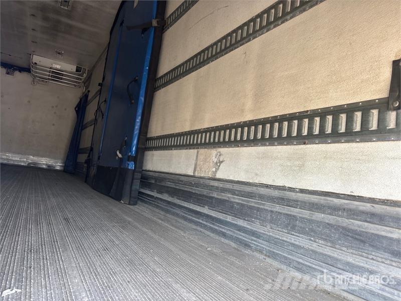 Freightliner M2 112 Camiões caixa temperatura controlada