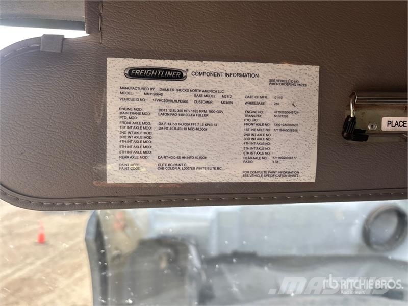 Freightliner M2 112 Camiões caixa temperatura controlada