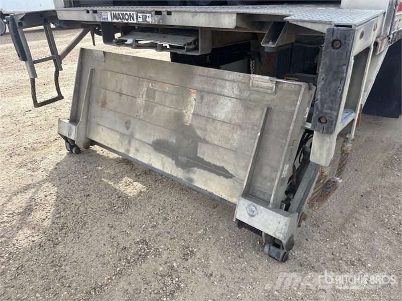 Freightliner M2 112 Camiões caixa temperatura controlada