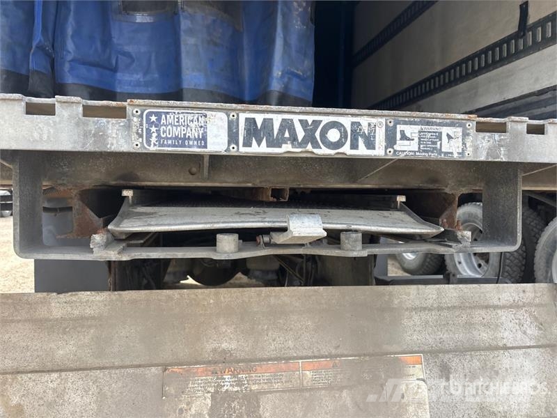 Freightliner M2 112 Camiões caixa temperatura controlada