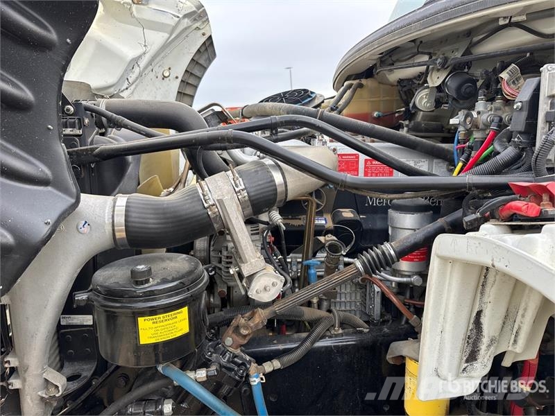 Freightliner M2 112 Cabins and interior