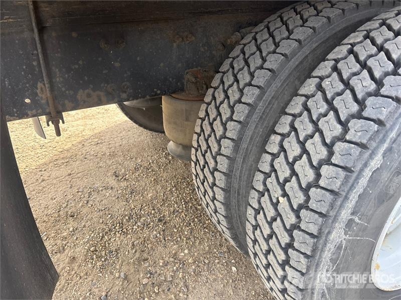 Freightliner M2 112 Camiões caixa temperatura controlada